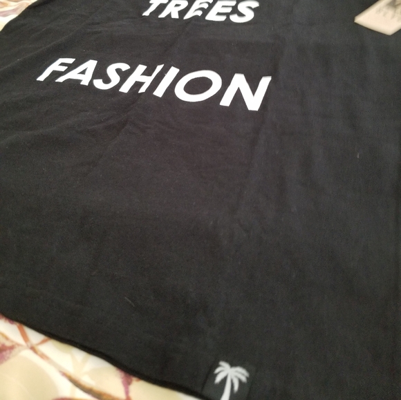 *3-for-$20* BLVD Supply Tee Shirt size XL - Picture 3 of 4